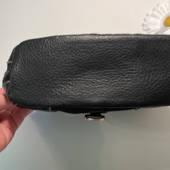 Small atienne black handbag. - Picture 5 of 7